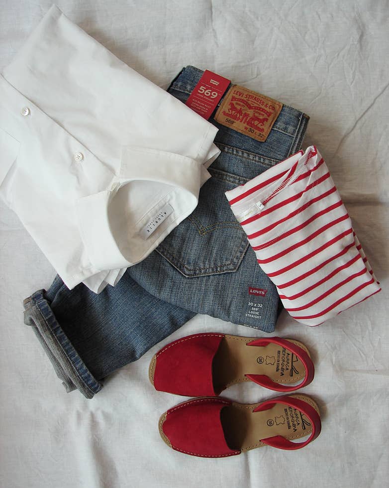 Garments Photography women wearing hat